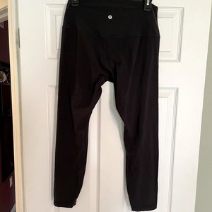 Lululemon Align Black 25” Pants. Size 10. ✨
